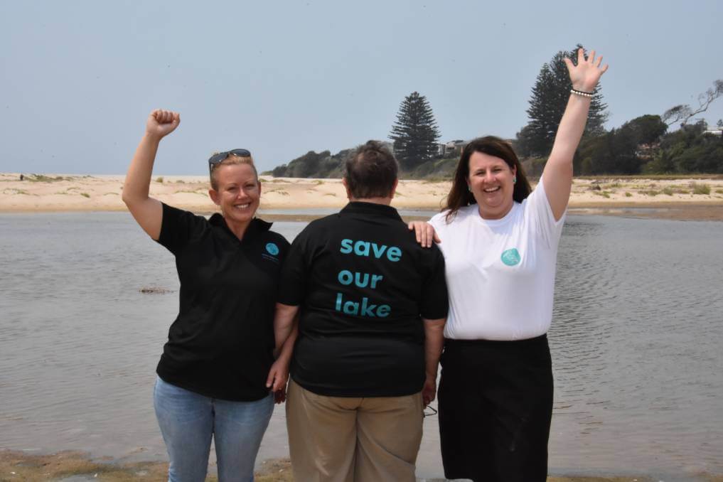 Council puts wheels in motion to open Lake Cathie to the ocean image